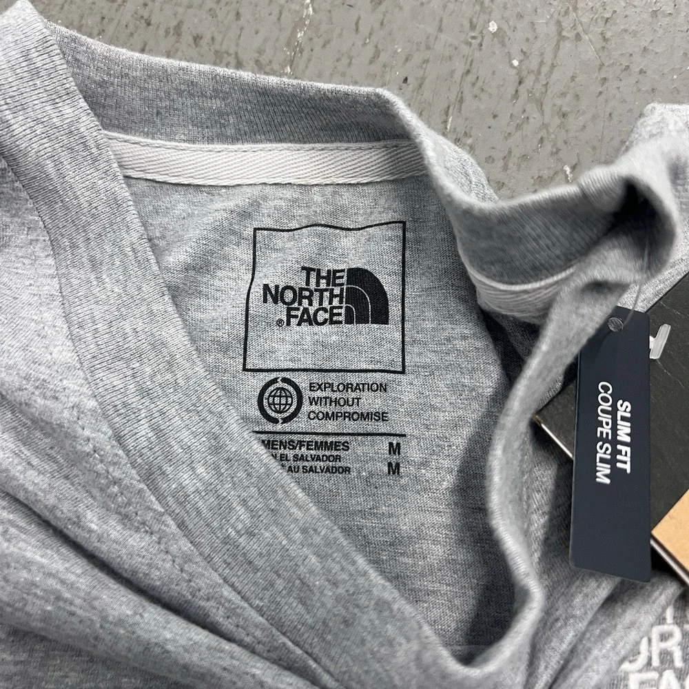 The North Face Women's Short Sleeve Logo T-Shirt Heather Gray Size Medium - Picture 3 of 5